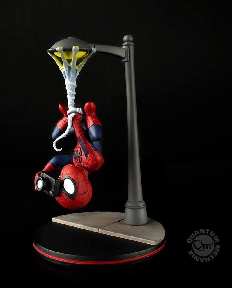 Marvel - Spider-Man Spider Cam Q-Fig Figure 14 cm